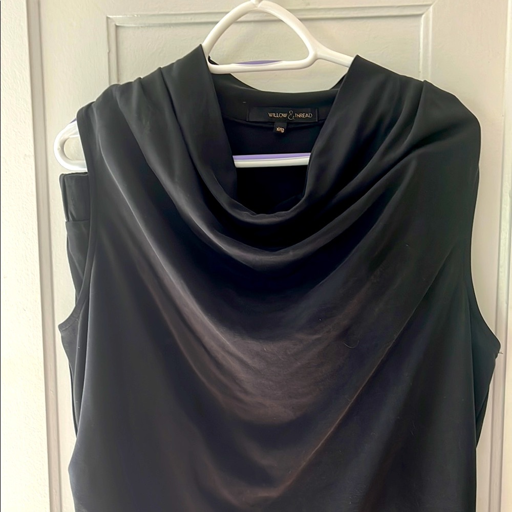 Black Sleeveless Cowl Neck Two-Piece Pantsuit